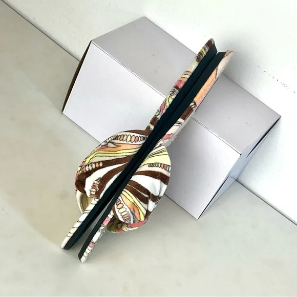 Sz. 7.5 Emilio Pucci Terry Shoes - Picture 8 of 17